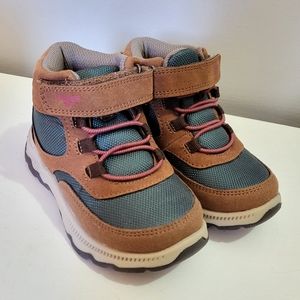 Toddler boots